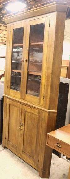 Mid-Atlantic Federal Poplar Two Piece Corner Cupboard