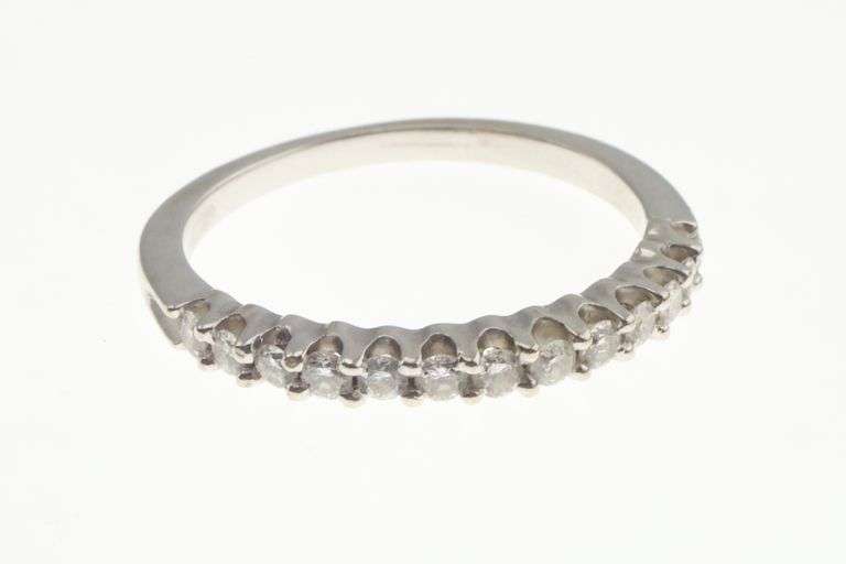 14k Gold 0.25 ct Diamond Band/Ring 2.3