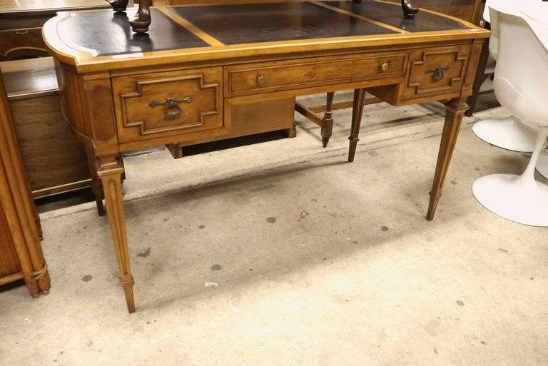 MCM Directoire Style Bureau Plat Desk