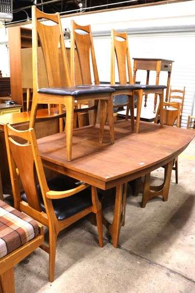 MCM Walnut Dining Table and Six Chairs