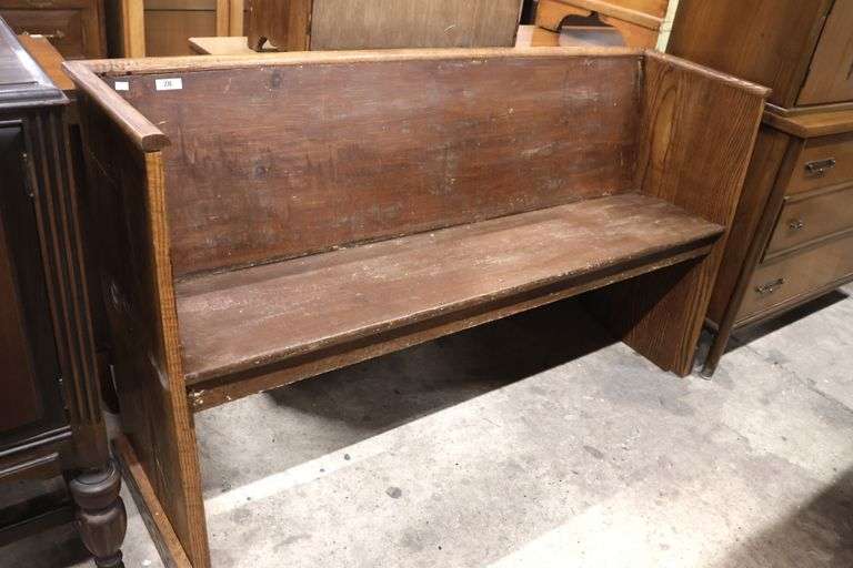 Antique Mixed Woods Farmhouse Mudroom Bench