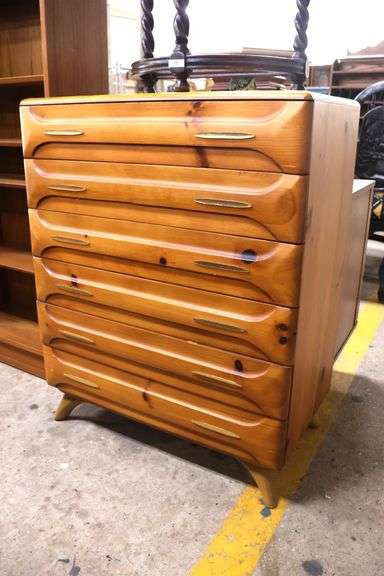 Franklin Shockey MCM Sculptured Pine Six Drawer Chest