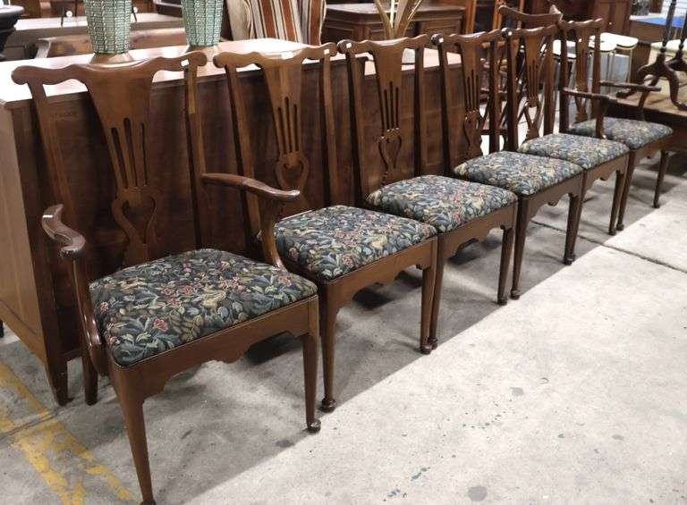 (6) Quality Bench Made Queen Anne Style Cherry Dining Chairs