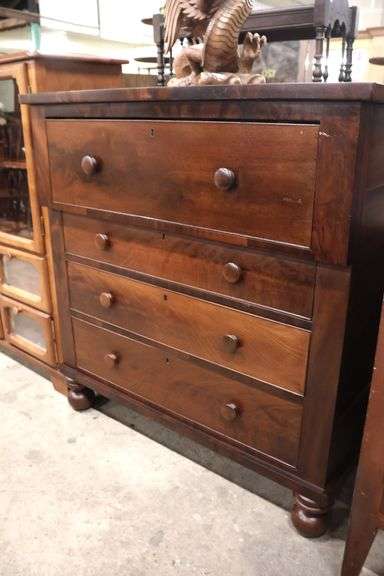 Pennsylvania Sheraton Cherry Chest of Drawers, Splits to Top