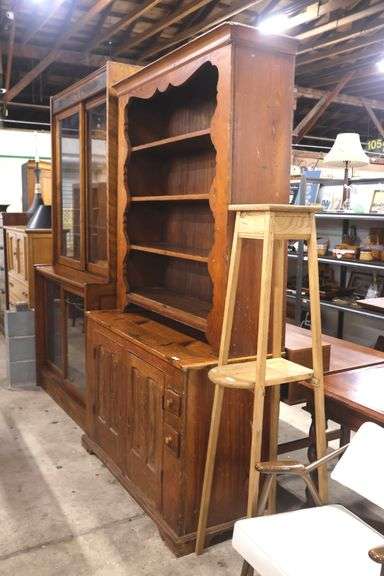 Southern Chippendale Yellow Pine Two-Piece Stepback Cupboard