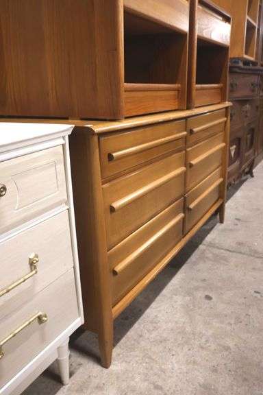 MCM Maple Six Drawer Dresser