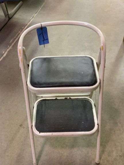 2 step folding step stool