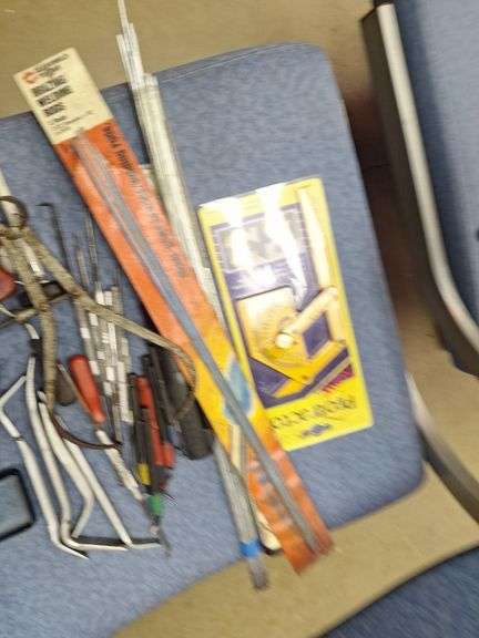 Lot of Trim tools-- Knives -- Windshield Knife Picks all one money