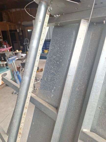 Plywood Stand-Up Ripper
