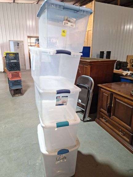 Five plastic clear totes with lids