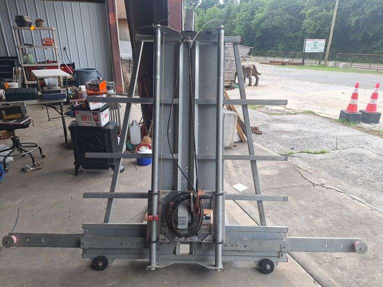 Plywood Stand-Up Ripper