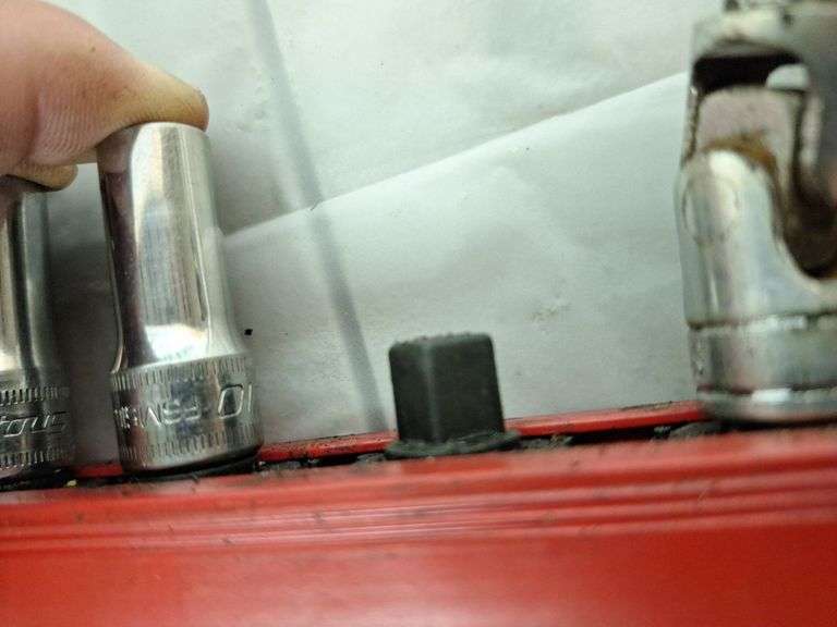 Snap-On 3/8 Metric Sockets with Rail-- Ratchet & Extensions