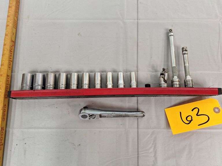 Snap-On 3/8 Metric Sockets with Rail-- Ratchet & Extensions