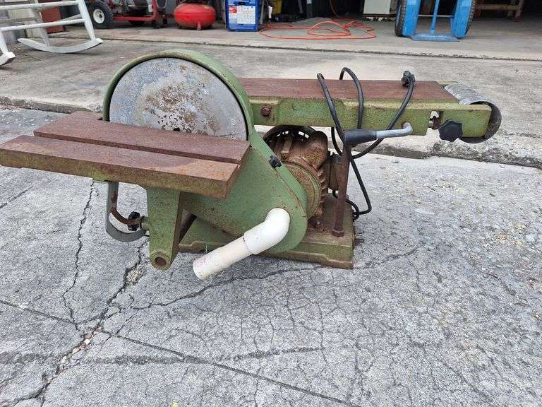 Green Belt & Disc Sander  (runs)