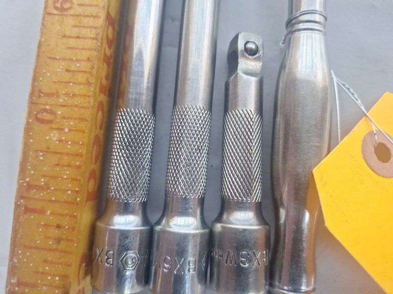 Matco 3/8 Ratchet with Three wobble head extensions
