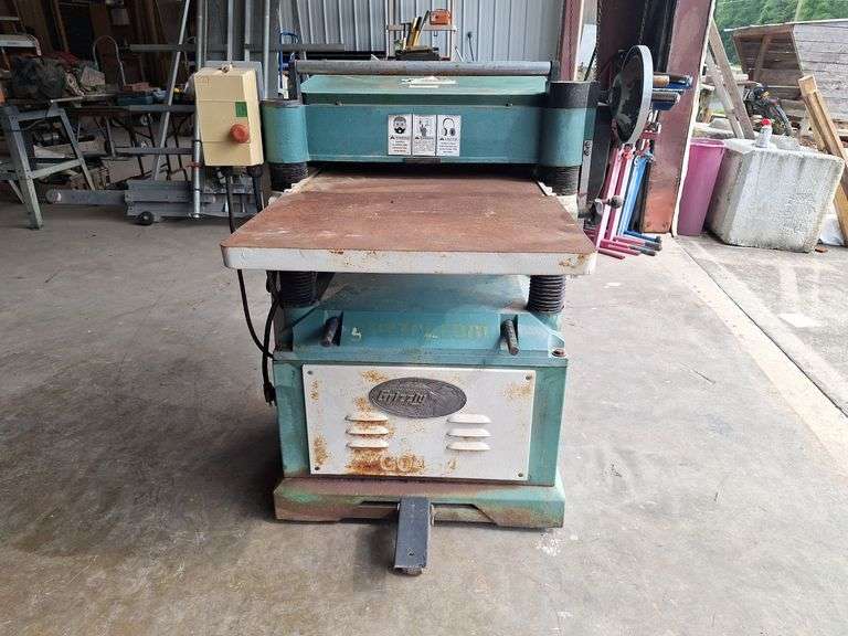 Grizzly Wood Planer