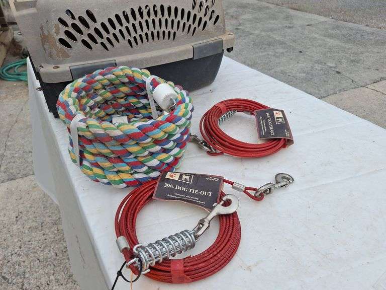Pet Carrier -- Lead -- Tie outs