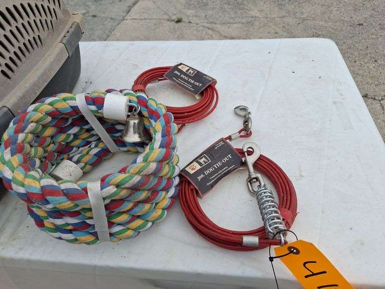 Pet Carrier -- Lead -- Tie outs