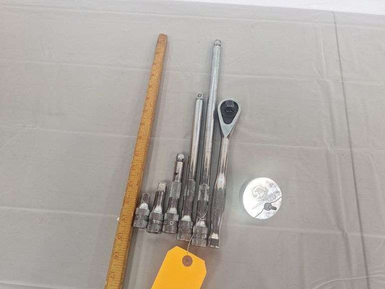 Matco Ratchet -- Palm Ratchet -- Five Extensions all one money