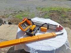 CST/Berger Transit & Tripod with Pole