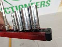 Mac 1/4 Standard & Metric Sockets -- Ratchet -- Extensions