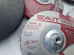 Makita 9'' Grinder with NEW 9'' Grinding Wheels & Replacements lens   (runs)