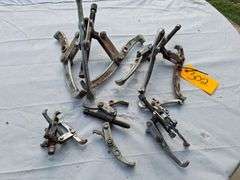 Lot of Pullers all one money