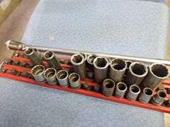 (3) 1/2 Drive Mixed Impact Sockets & Breaker Bar all one money