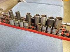 (3) 1/2 Drive Mixed Impact Sockets & Breaker Bar all one money