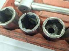3/4 Drive Metric Sockets & Ratchet Set