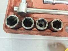 3/4 Drive Metric Sockets & Ratchet Set