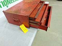 Metal Snap-On Toolbox