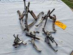 Lot of Pullers all one money