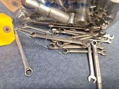 Lot Of Craftsman Tools Sockets -- Extensions -- Breaker all one money