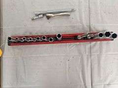 Mac 1/4 Standard & Metric Sockets -- Ratchet -- Extensions