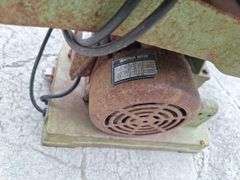 Green Belt & Disc Sander  (runs)