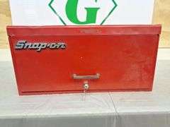 Metal Snap-On Toolbox with Key