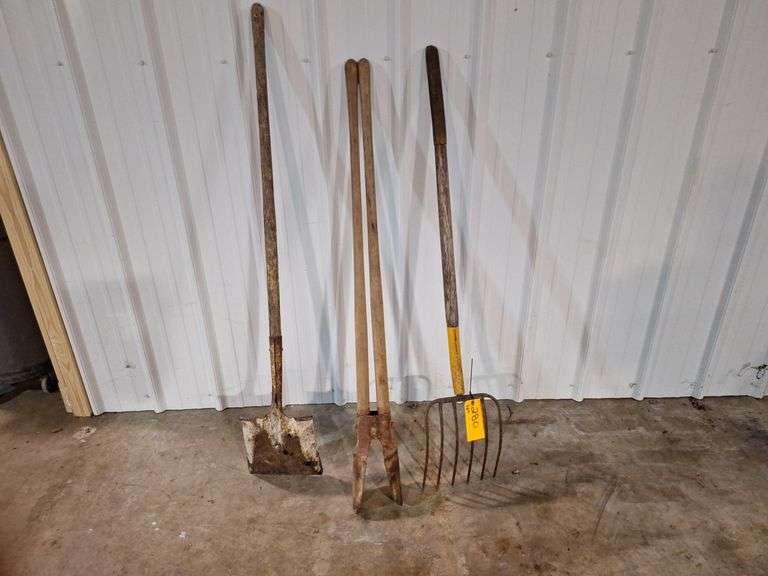 Yard Tool Lot Pitch Fork-- Post Diggers-- Shovel