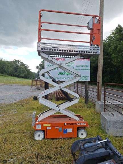 Snorkel Electric Lift with Control Box  -- Taxable