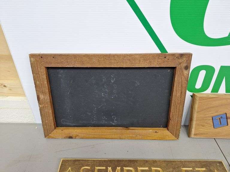 (4) Wooden Wall Hanging signs