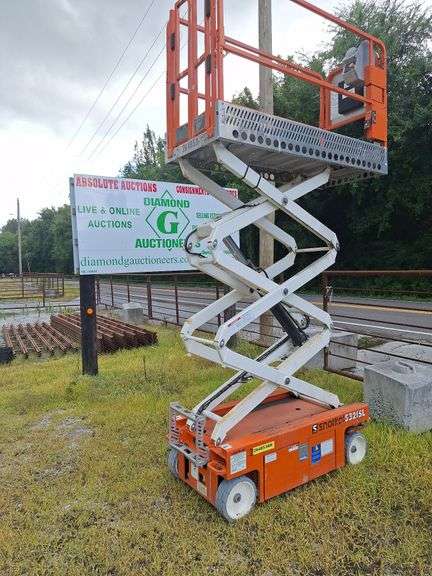 Snorkel Electric Lift with Control Box  -- Taxable