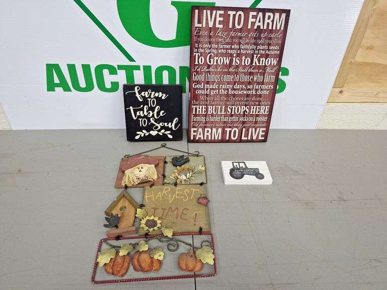 (4) Farm Signs all one money
