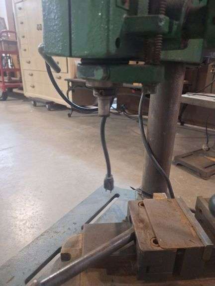 Table Top Drill Press with vise (runs) Taxable  (green)