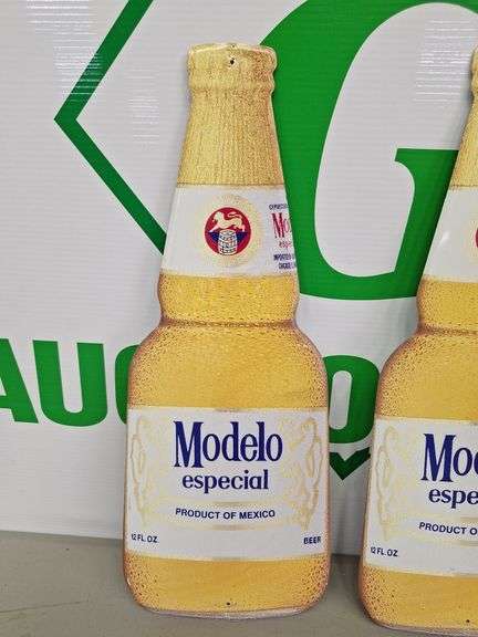 (2) Metal Modelo Especial Bottle Shape Signs