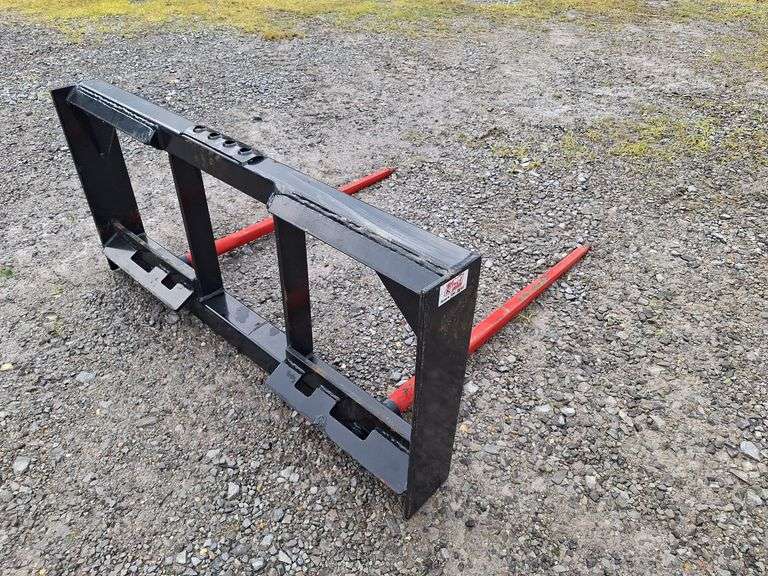 Quick Attach Double Prong Hay Spear (NEW)Taxable