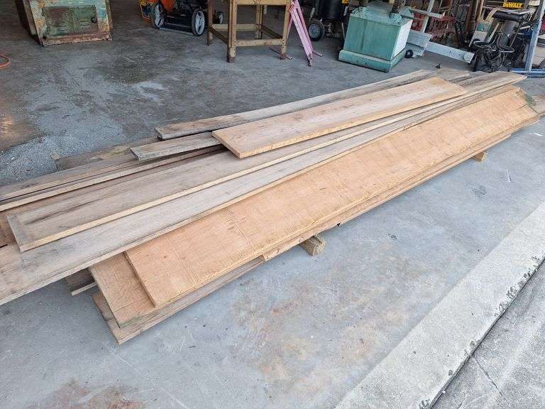 Lot Of Red Oak Lumber