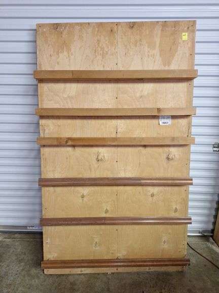 Sign & Picture Display Board