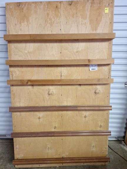 Sign & Picture Display Board