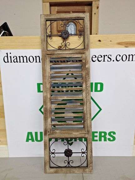 Wooden Wall Hanger