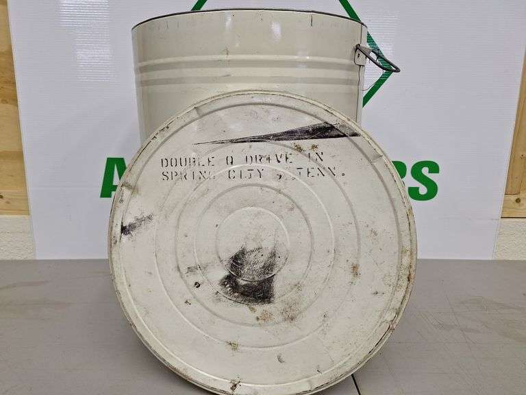 Double Q Drive In Lard Bucket